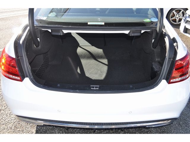 Mercedes Benz E-CLASS 2014-12 219-22