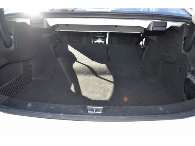 Mercedes Benz E-CLASS 2014-12 219-20