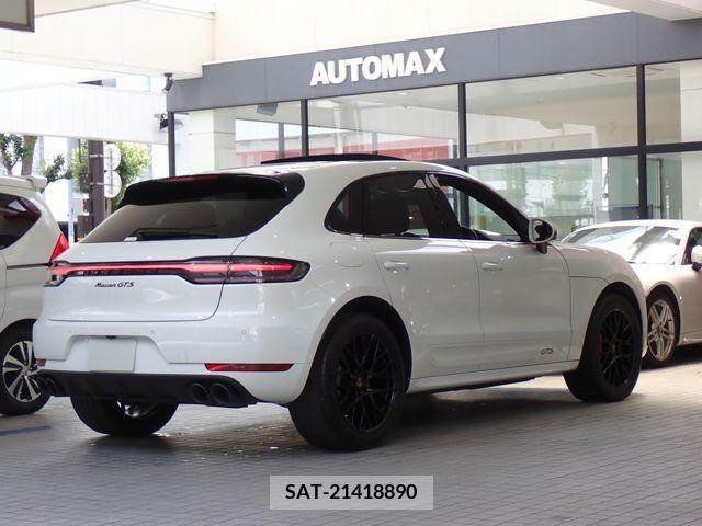 Porsche MACAN 2021-11 366240-2