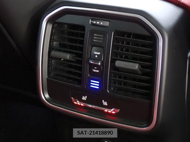 Porsche MACAN 2021-11 366240-7