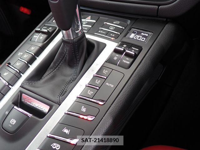 Porsche MACAN 2021-11 366240-14
