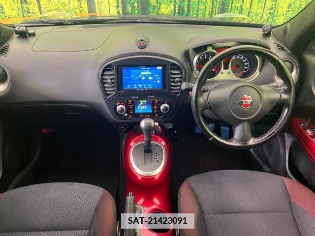 Nissan JUKE 2011-12 379439-1
