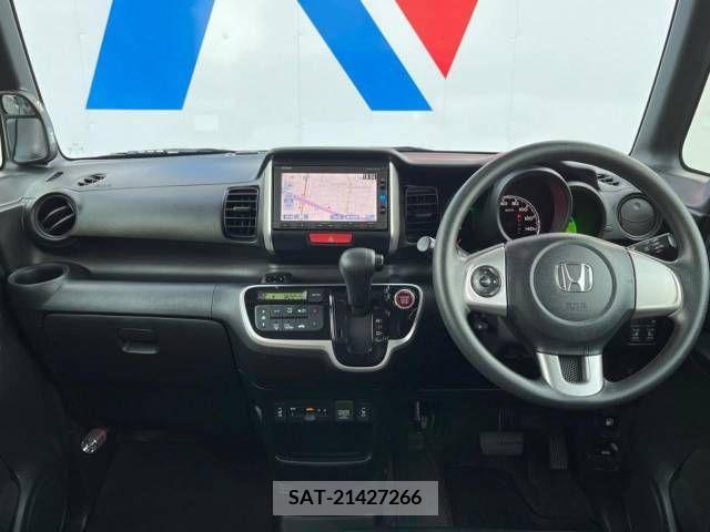 Honda N BOX 2017-06 306722-1