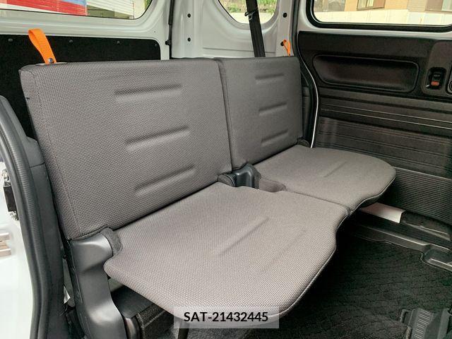 Honda N-VAN 2023-04 282605-15