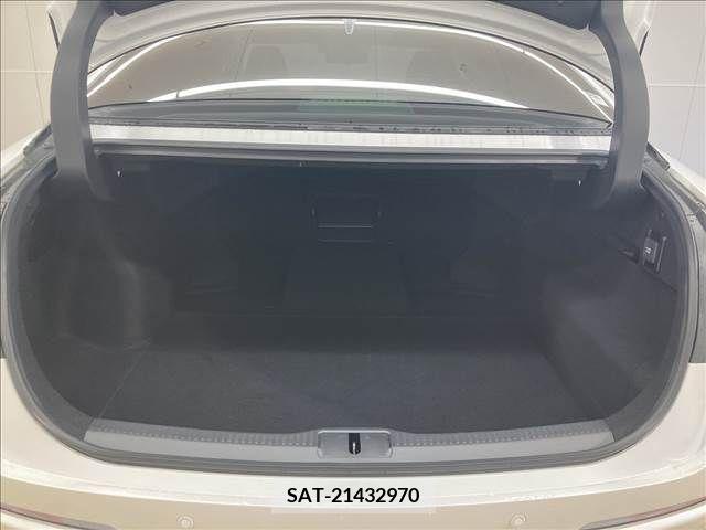 Toyota CROWN 2022-09 300661-13