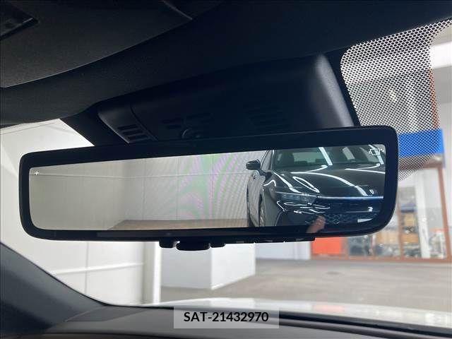 Toyota CROWN 2022-09 300661-7