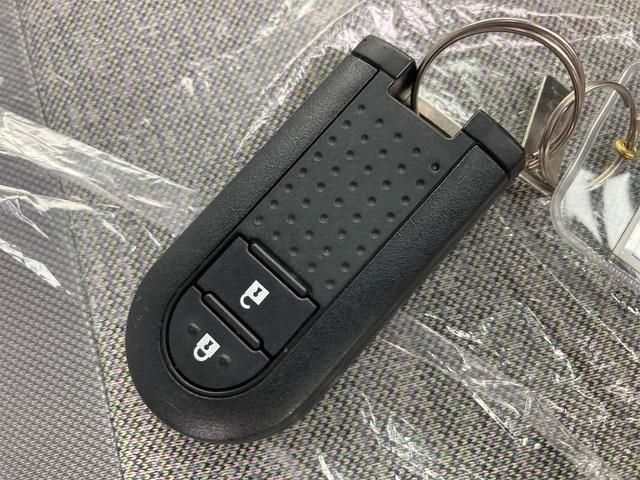 Toyota PASSO 2016-08 192553-23