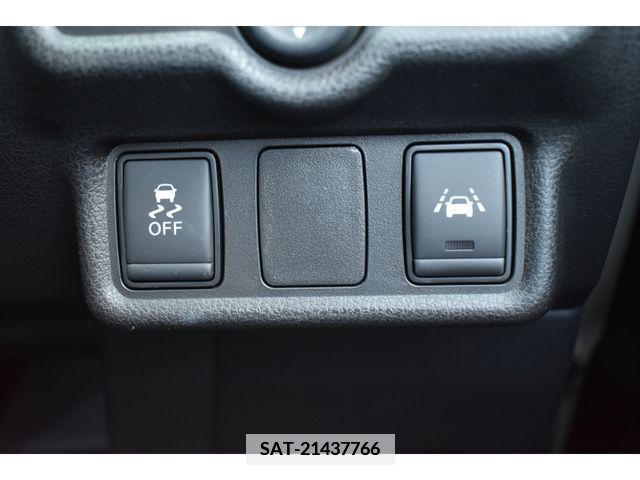 Nissan NOTE 2016-08 377222-6