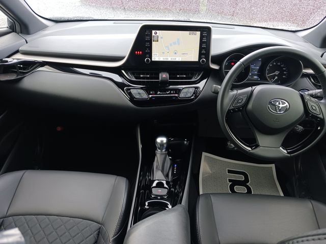 Toyota C-HR 2020-11 182300-8