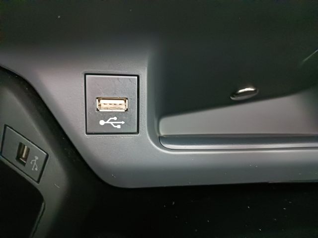 Toyota C-HR 2020-11 182300-20