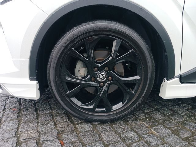 Toyota C-HR 2020-11 182300-7