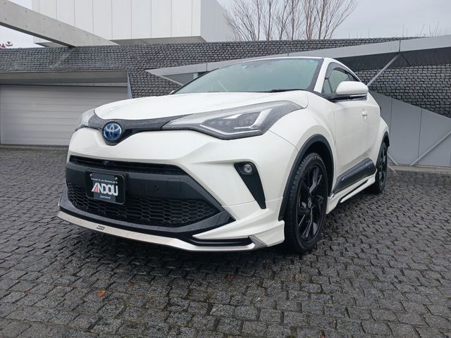 Toyota C-HR 2020-11 182300-0