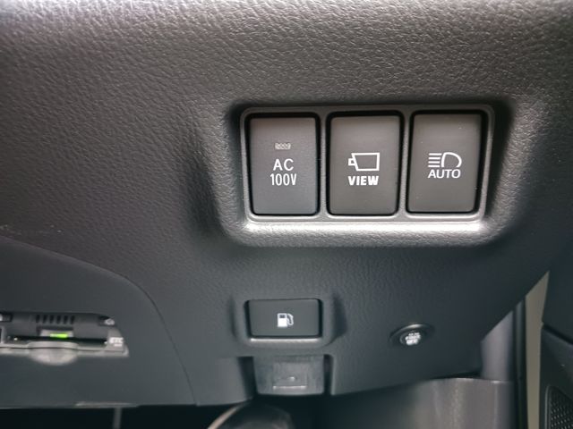 Toyota C-HR 2020-11 182300-18