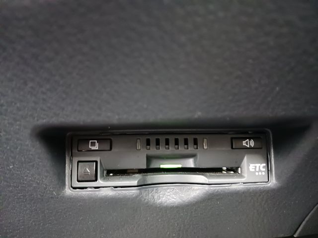 Toyota C-HR 2020-11 182300-19