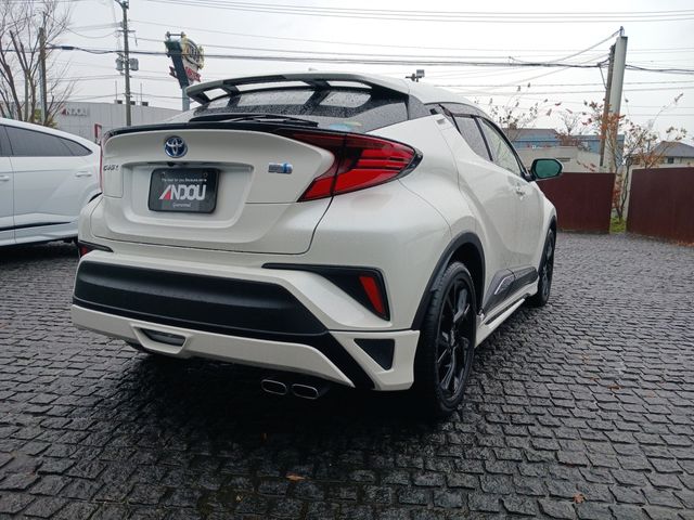 Toyota C-HR 2020-11 182300-6