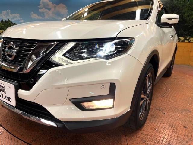 Nissan X-TRAIL 2018-12 14724-12