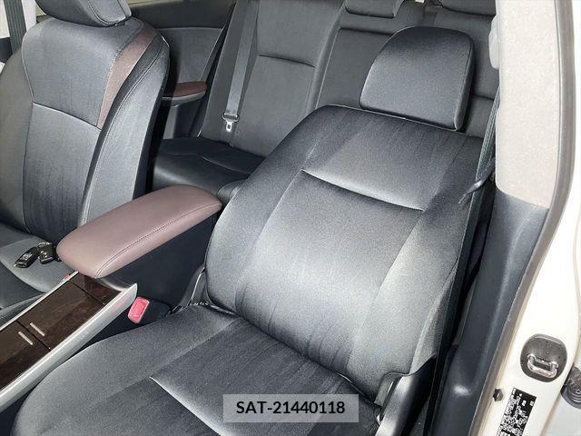 Toyota SAI 2013-12 207010-7