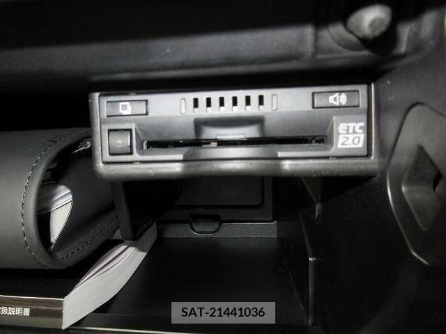 Lexus UX 2019-01 354008-14