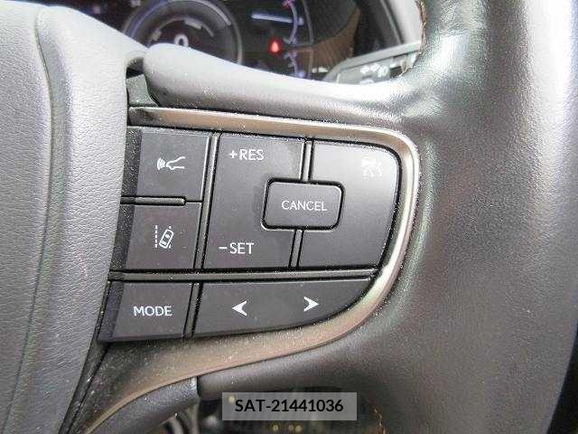 Lexus UX 2019-01 354008-13