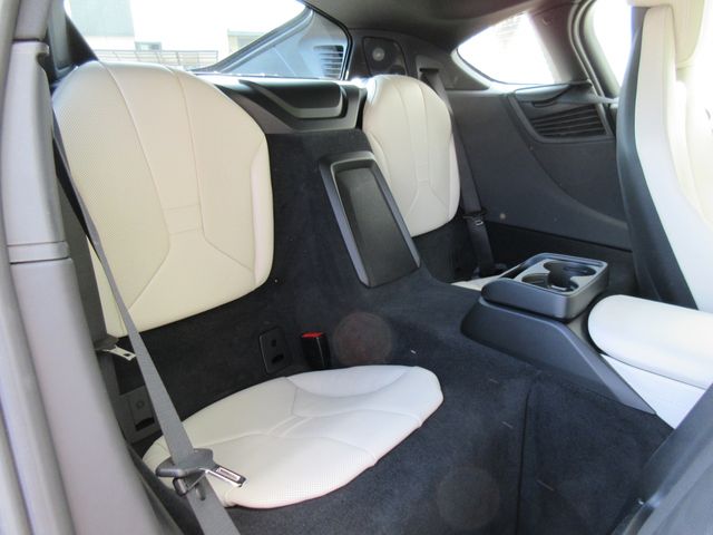 Bmw I8 2015-02 189451-28