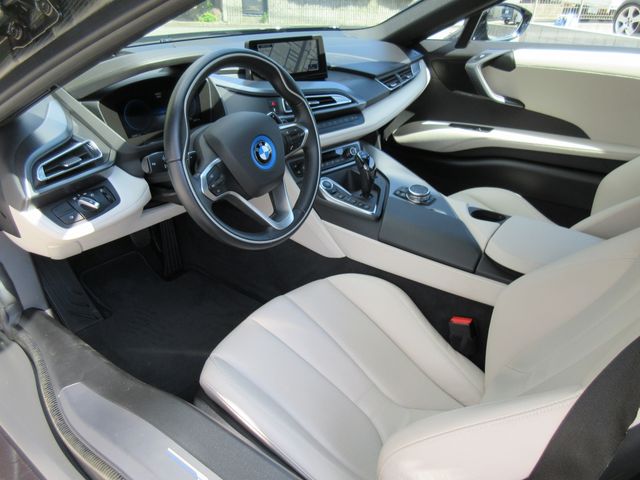 Bmw I8 2015-02 189451-21