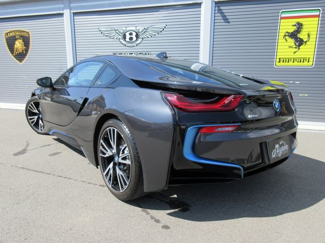Bmw I8 2015-02 189451-2