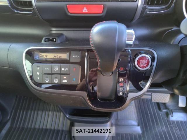 Honda N BOX CUSTOM 2015-10 281092-18