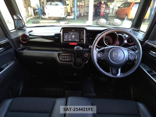 Honda N BOX CUSTOM 2015-10 281092-2