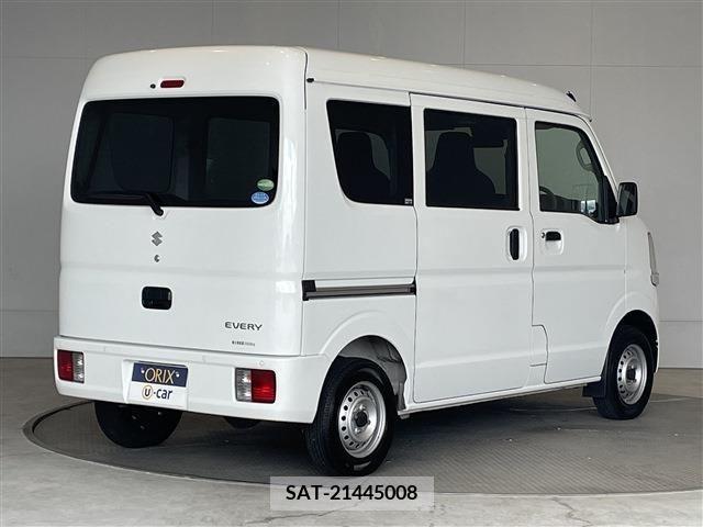 Suzuki EVERY 2020-05 390721-1