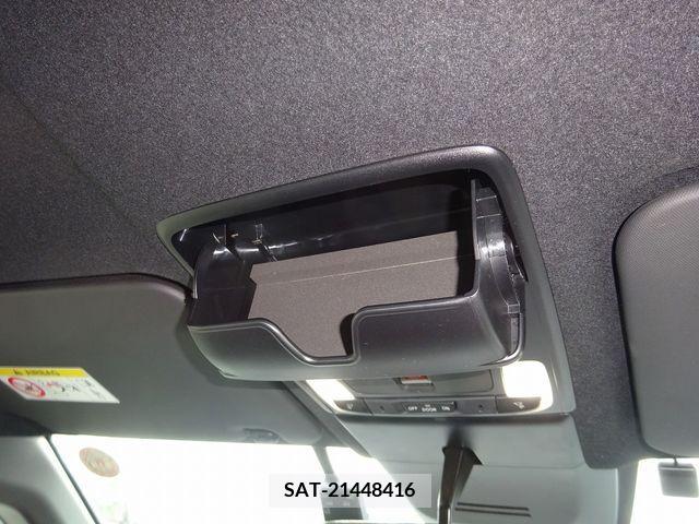 Honda e 2022-11 375718-28
