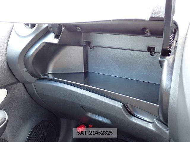Nissan NOTE 2020-04 334875-14