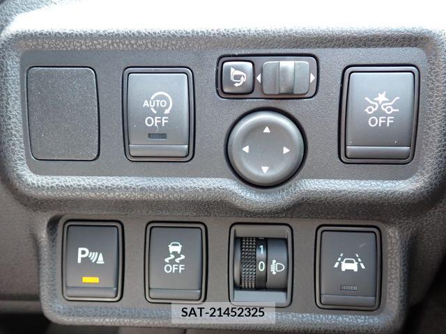 Nissan NOTE 2020-04 334875-8