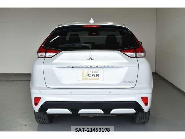Mitsubishi ECLIPSE CROSS 2022-11 375216-6