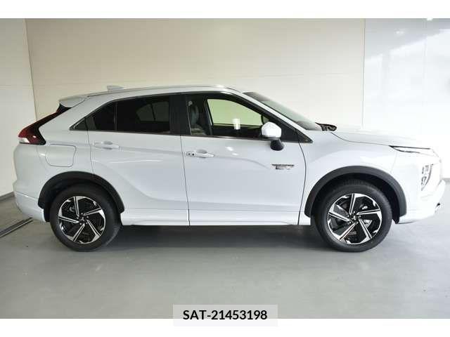 Mitsubishi ECLIPSE CROSS 2022-11 375216-5