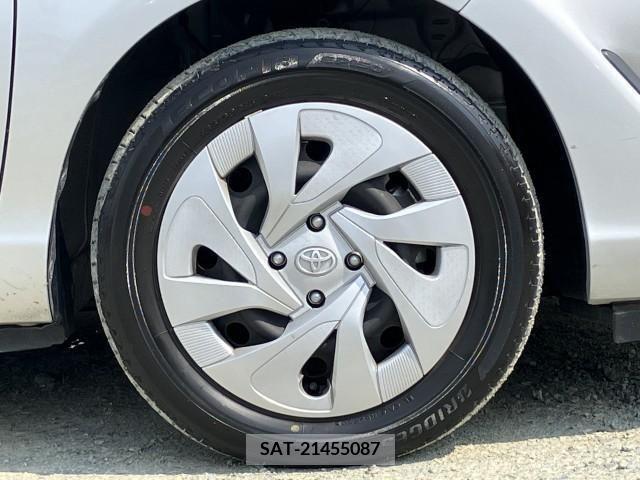 Toyota AQUA 2021-02 292169-8