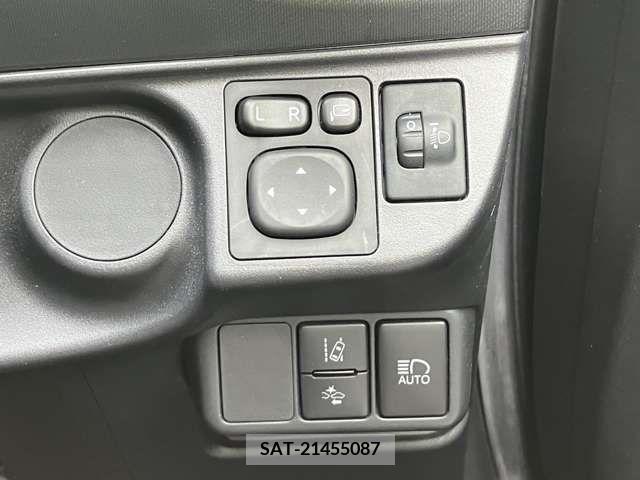 Toyota AQUA 2021-02 292169-12