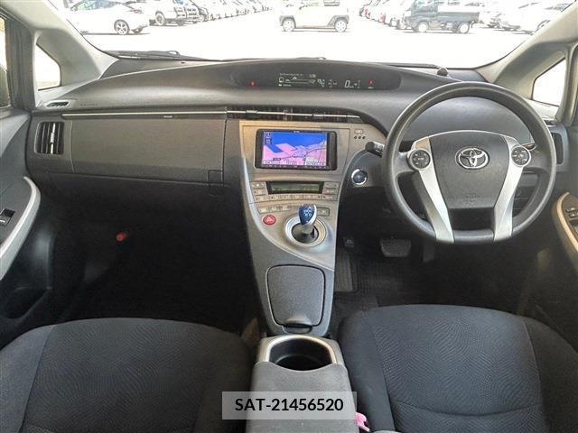 Toyota PRIUS 2013-09 341863-7