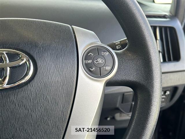 Toyota PRIUS 2013-09 341863-15