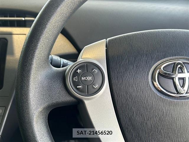 Toyota PRIUS 2013-09 341863-16