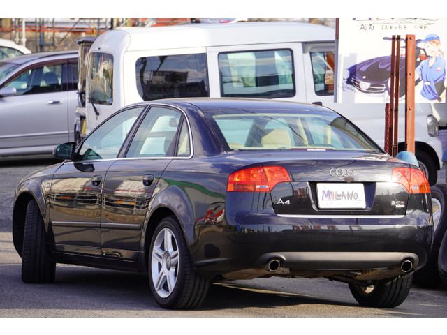 Audi A4 2005-11 184381-5