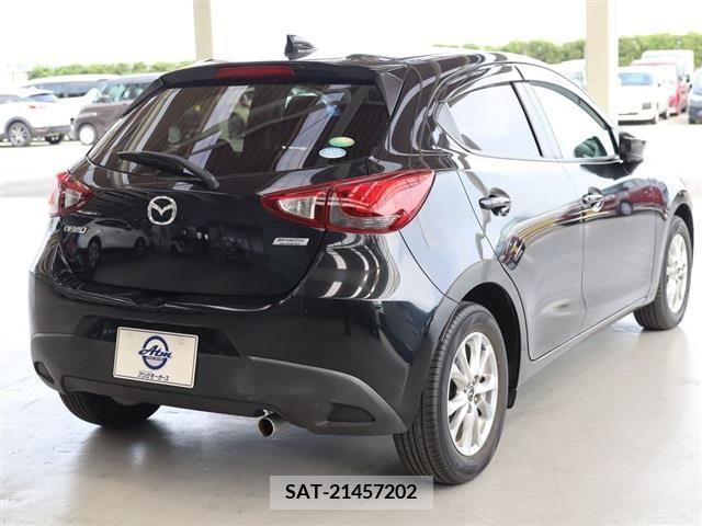 Mazda DEMIO 2016-09 301897-4