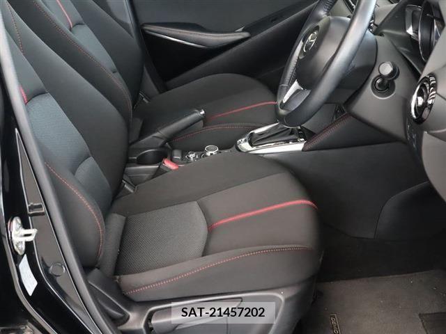 Mazda DEMIO 2016-09 301897-12