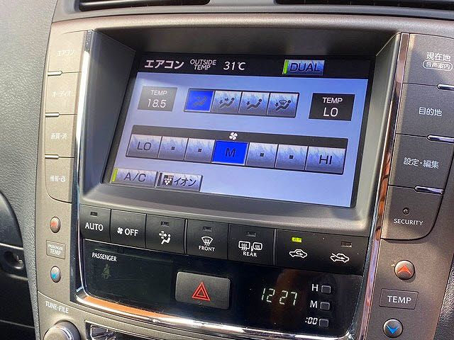 Lexus IS 2012-01 19398-14
