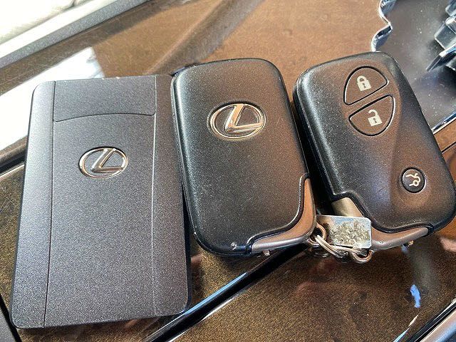 Lexus IS 2012-01 19398-22