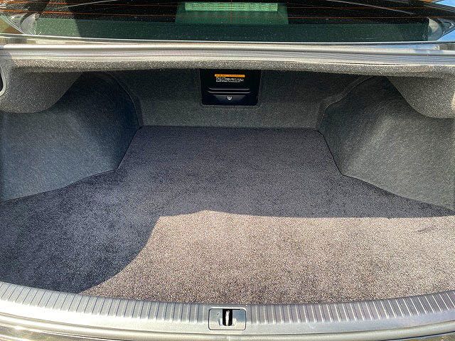 Lexus IS 2012-01 19398-20