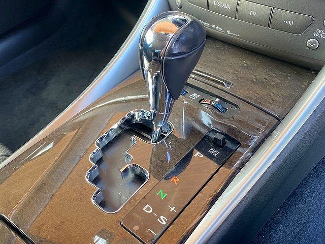 Lexus IS 2012-01 19398-19