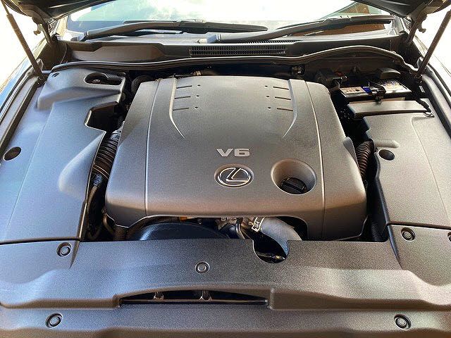 Lexus IS 2012-01 19398-27