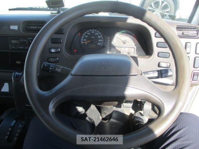 Mitsubishi ROSA 2011-06 253371-7