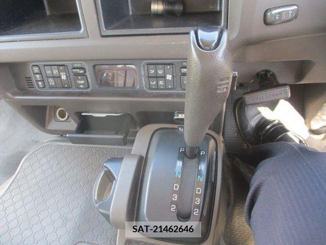Mitsubishi ROSA 2011-06 253371-19