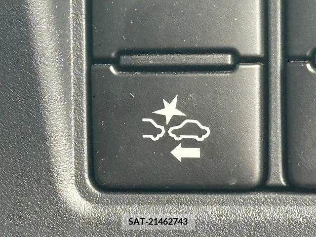 Toyota VOXY 2017-10 289017-7